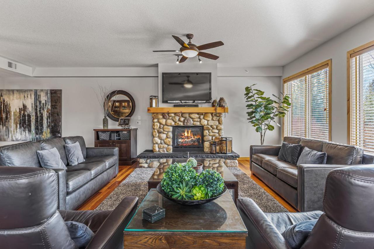 3 Bedroom Condo By Canadian Rockies Vacation Rentals Canmore Exterior photo