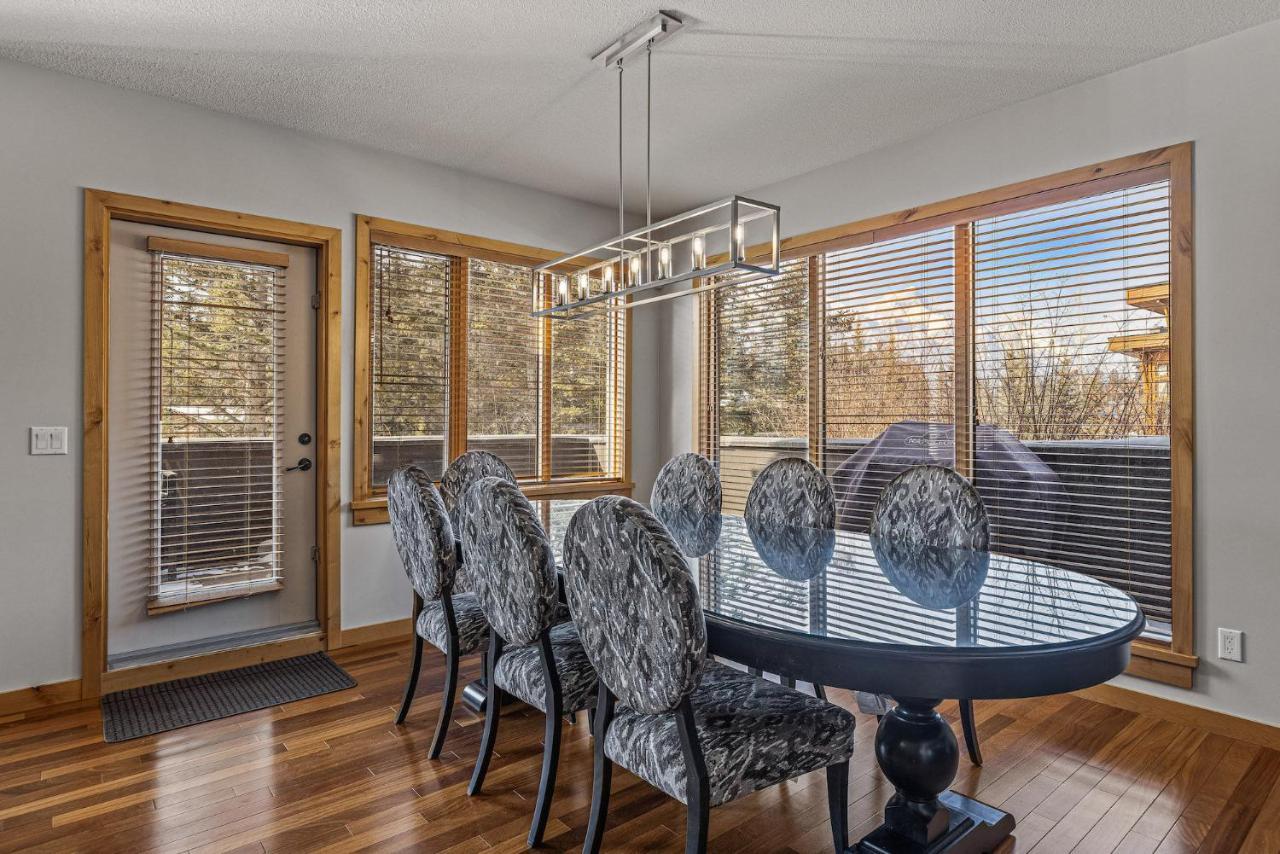 3 Bedroom Condo By Canadian Rockies Vacation Rentals Canmore Exterior photo