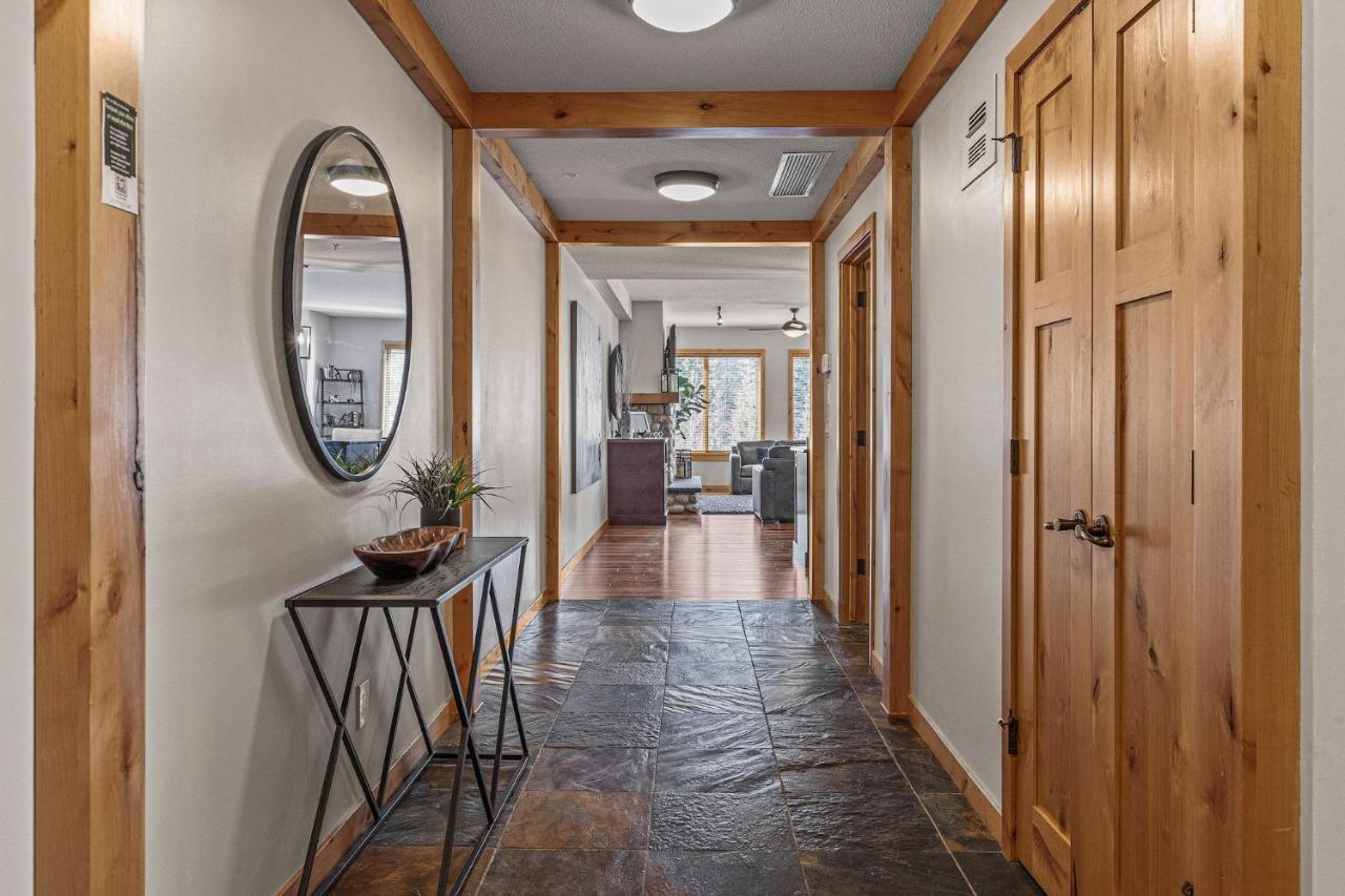 3 Bedroom Condo By Canadian Rockies Vacation Rentals Canmore Exterior photo
